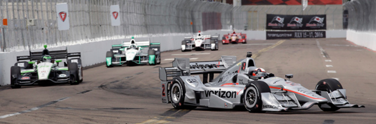 Montoya-action-Luis-M-Alvarez-AP.jpg